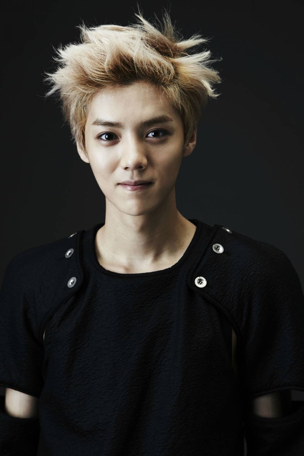 Luhan s Father Speaks Up About Luhan s Decision To File A Lawsuit 