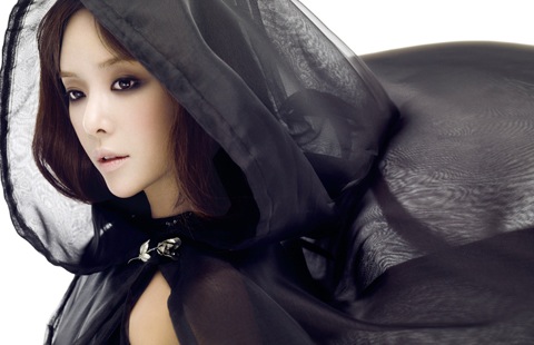 Hwang Jung Eum For W 