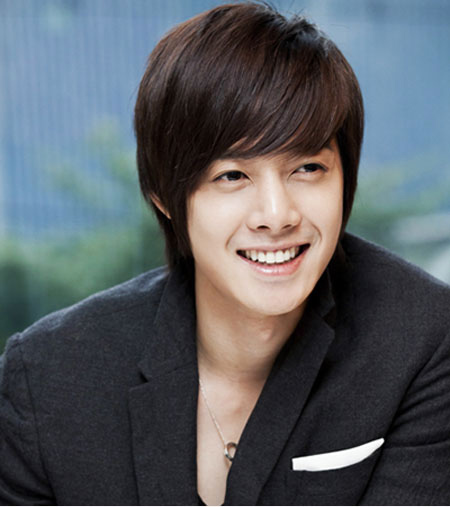 Kim Hyun Joong violated his contract for the 'Guangzhou 2010 Asian ...