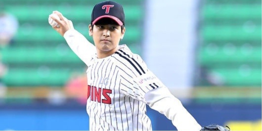 Chanwoo first pitch for LG TWINS ⚾ Good job chanuya @chan_woo98 #chan