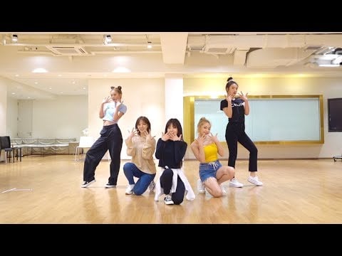 Red Velvet go 'Umpah Umpah' in dance practice video | allkpop