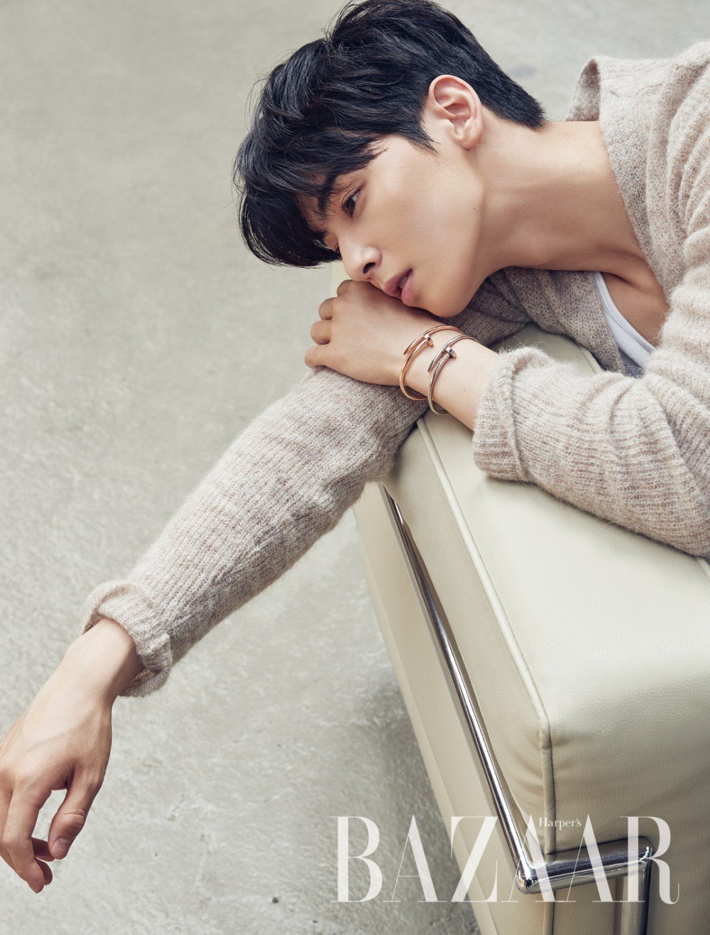 Cha Eunwoo Releases Pictorial with the Background of 'Dior Spa Cheval Blanc  Paris