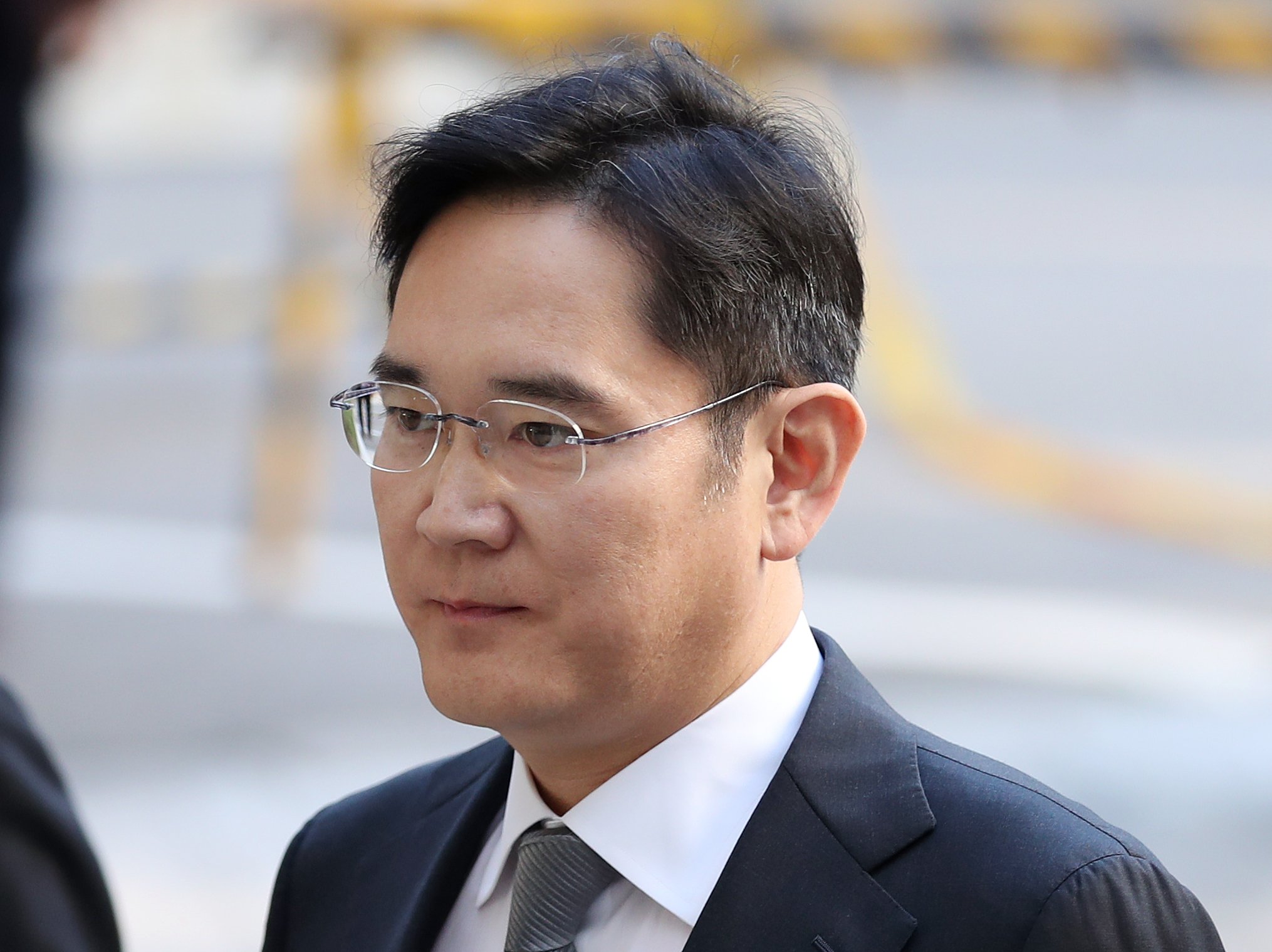 Samsung's heir Lee Jae Yong ordered back to prison for two years and ...