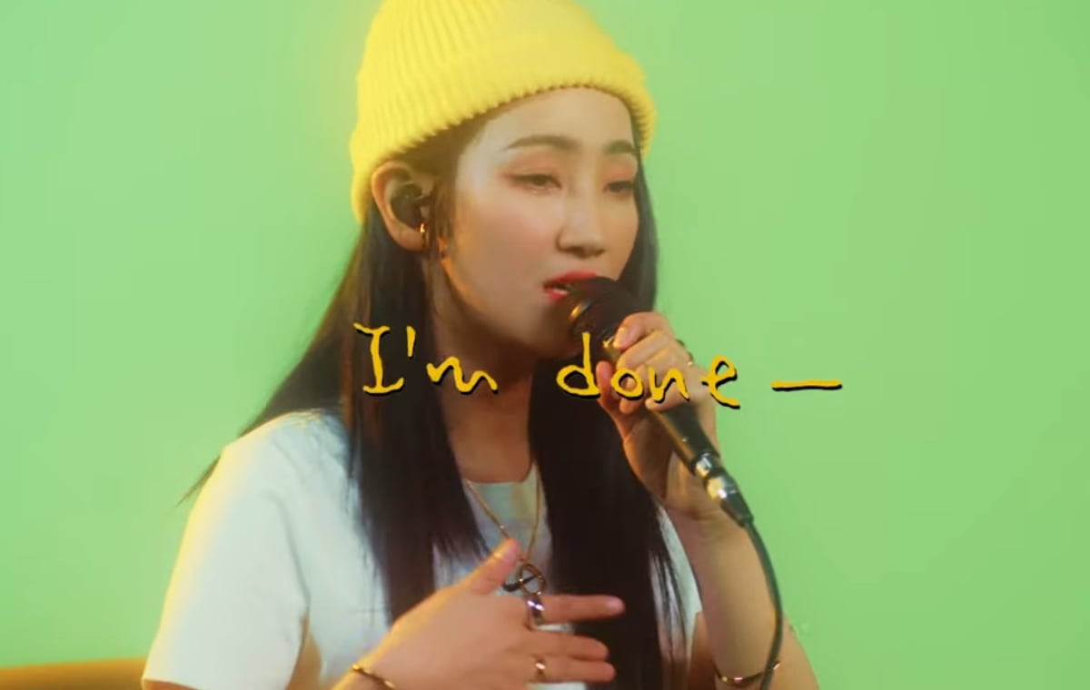 HA:TFELT puts on charming and laidback live performance of new single