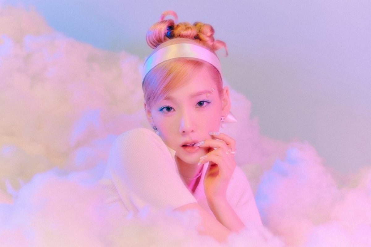 Girls' Generation's Taeyeon tops global music charts with 'Weekend