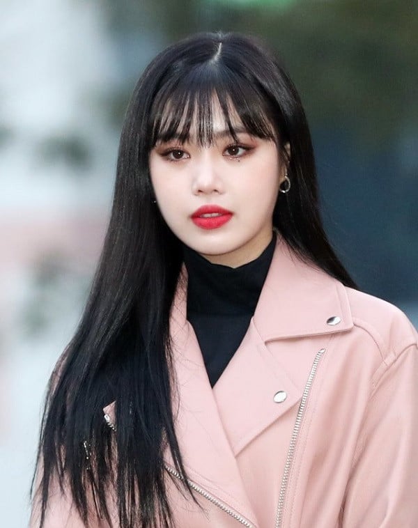 Netizens discuss the possibility of (G)I-DLE member Soojin's 