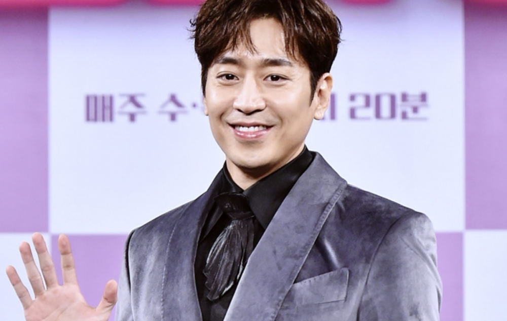 Shinhwa's Eric makes fans laugh as he admits he regularly buys and ...