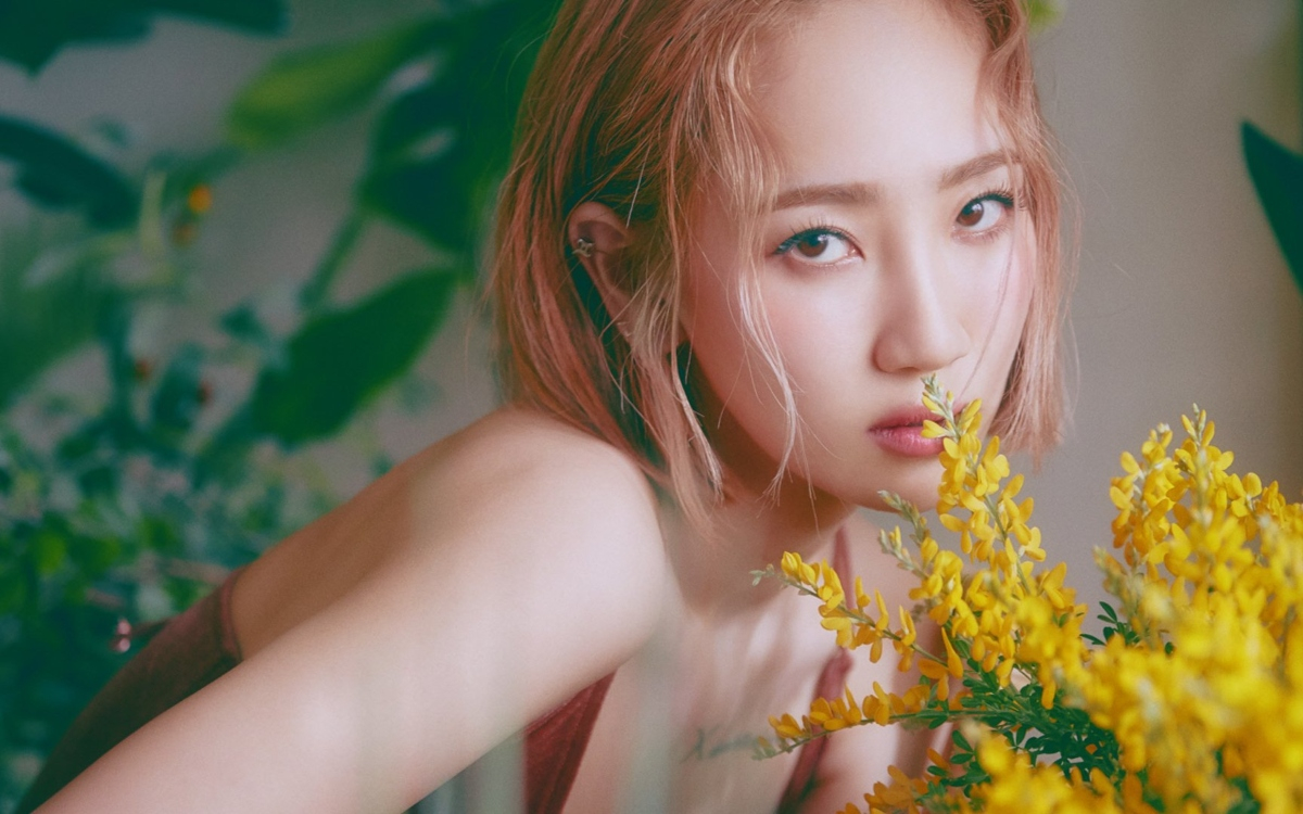 HA:TFELT to open up about her complicated relationship with her father ...