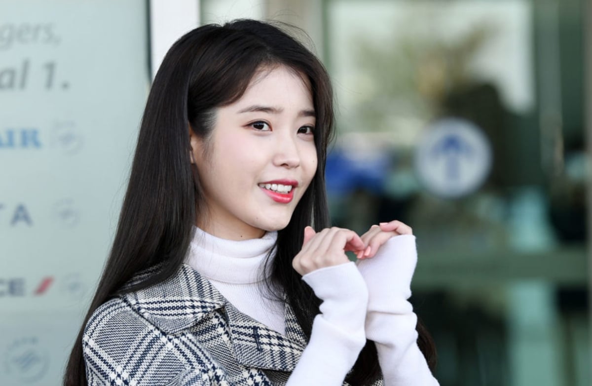 allkpop_1636509790_iu-feb-2020-billboard-1548-1589305869-1024x677-1.jpg