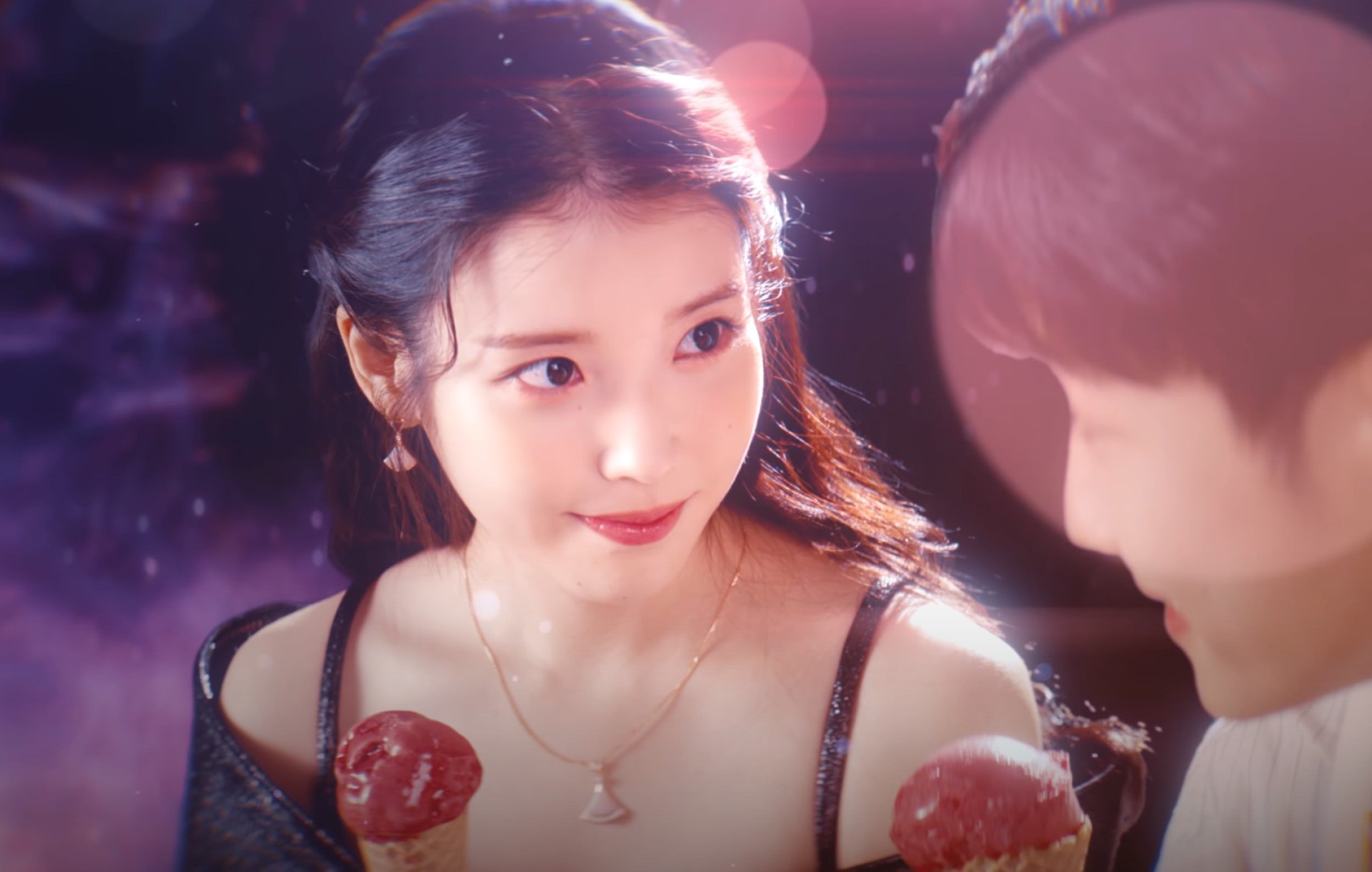 IU to perform 'Strawberry Moon' at the 'MMA 2021' for the first