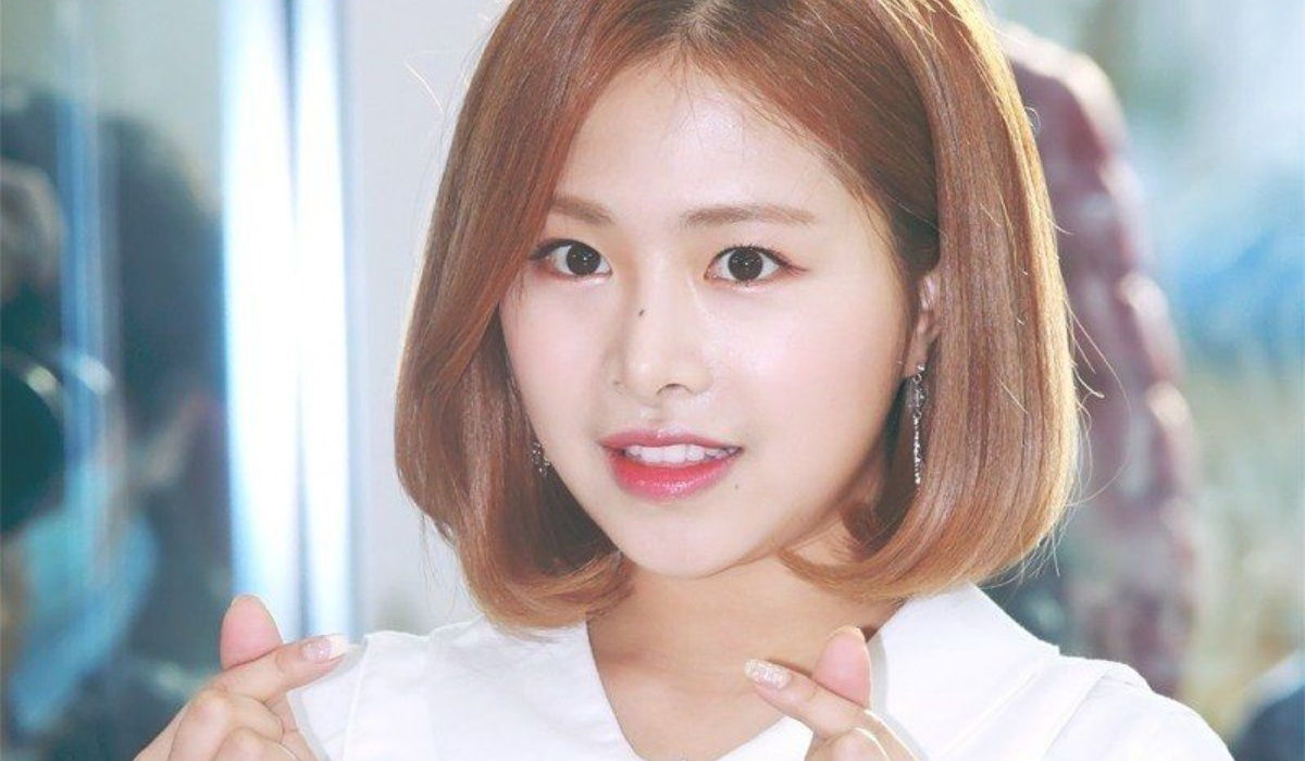 April's Chaewon responds to former member Hyunjoo's post on family,  lawsuit, and group members