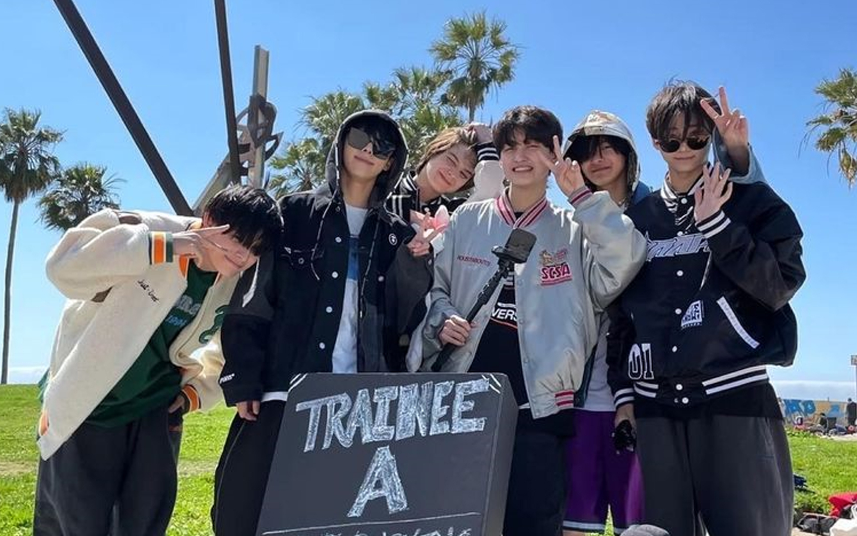 Big Hit Music s Trainee Group Trainee A Seen Busking In The United 