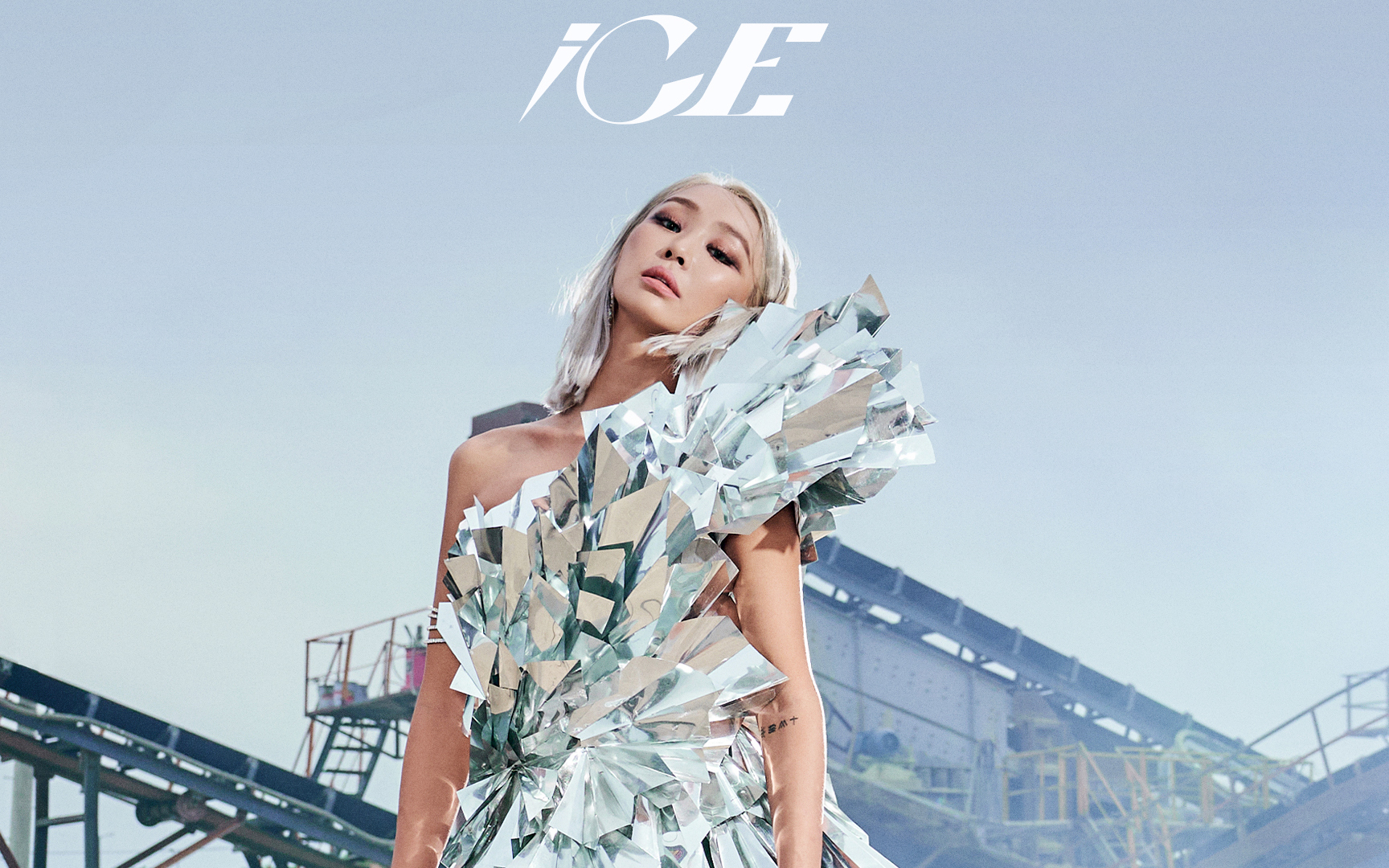 Hyolyn is the queen of ice in the comeback show poster teaser for her