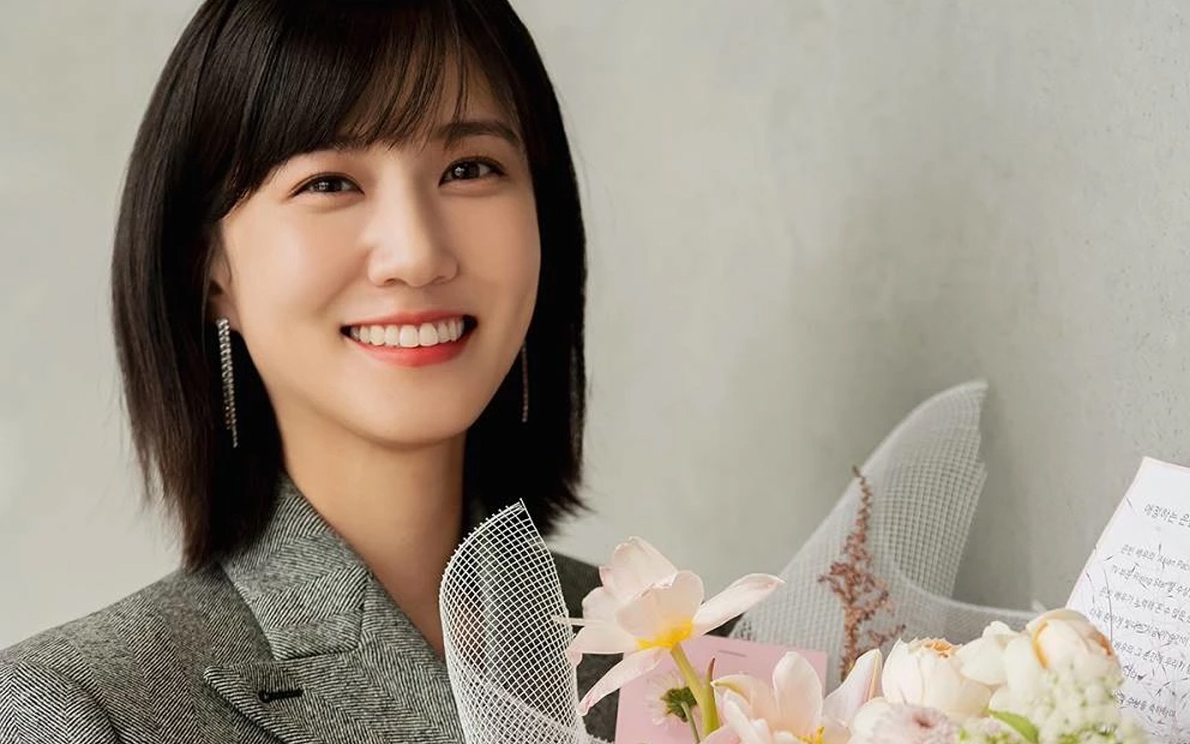 Extraordinary Attorney Woo Star Park Eun Bin Wins The Rising Star Award For Tv At An