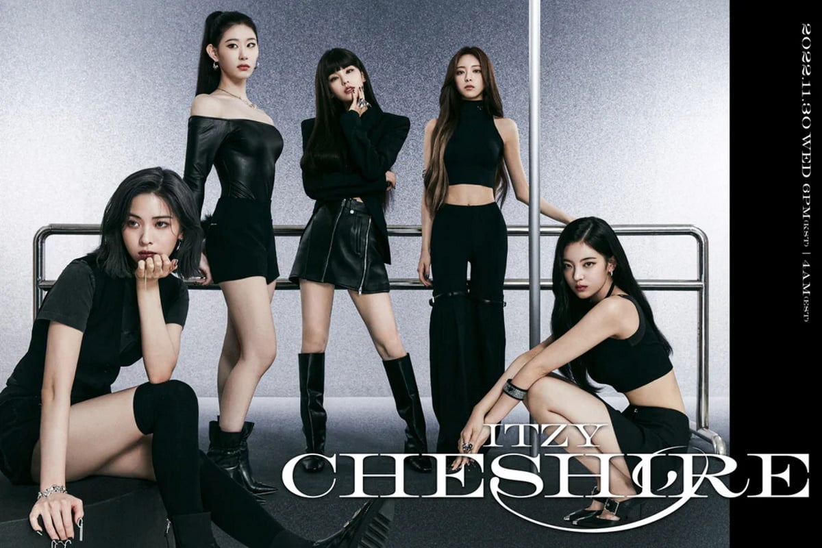 Itzy Reveal Cheshire Group Concept Photo In All Black Allkpop