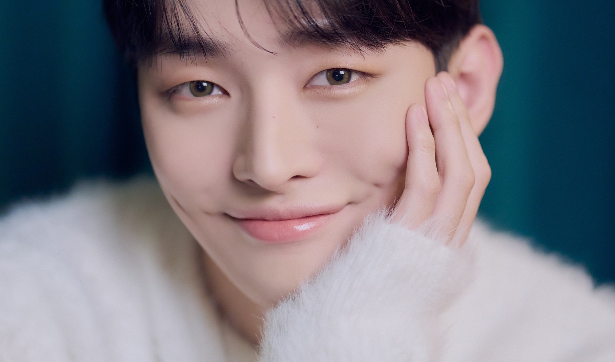 Yoon Ji Sung Drops Wintery Concept Photos For 2nd Digital Single