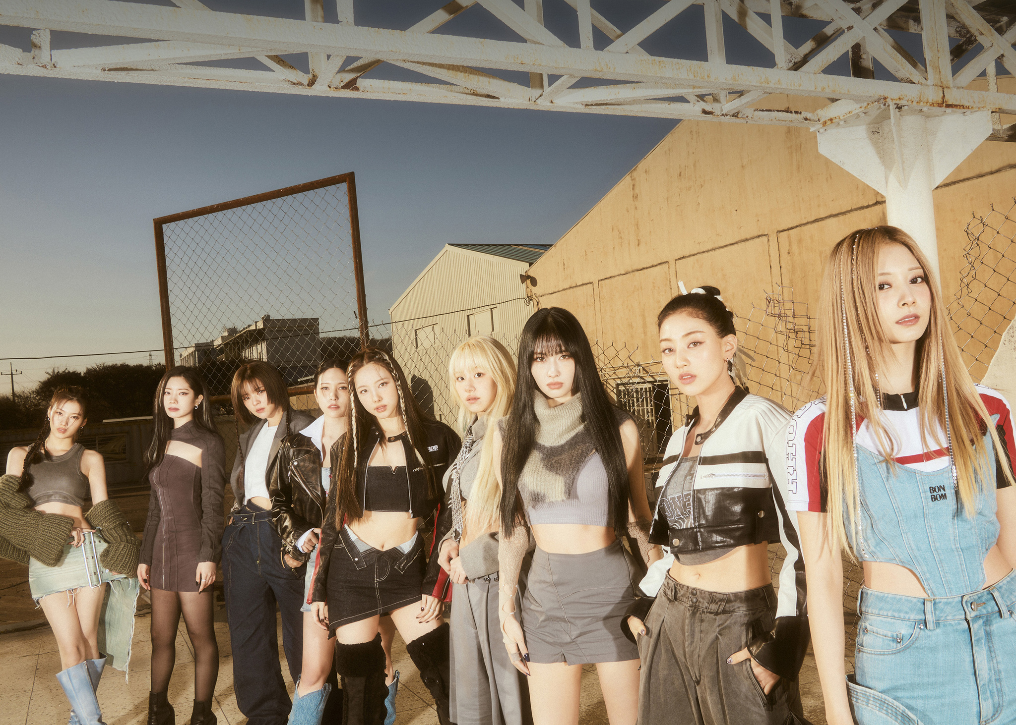 twice-chart-on-billboard-200-for-their-9th-consecutive-week-with-ready