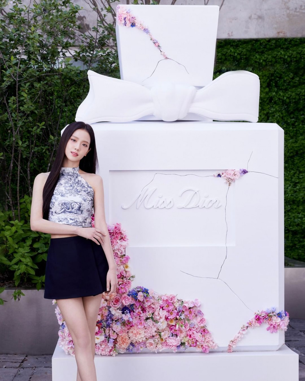 Dior dresses JISOO for the BLACKPINK concert in Seoul