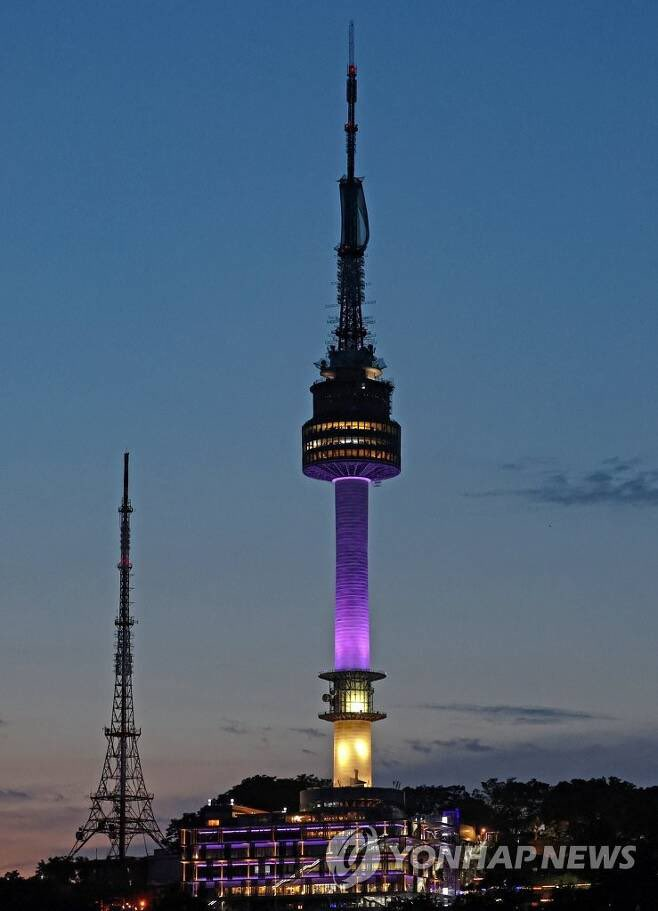 seoul-s-landmarks-turn-purple-in-celebration-of-bts-s-10th-anniversary