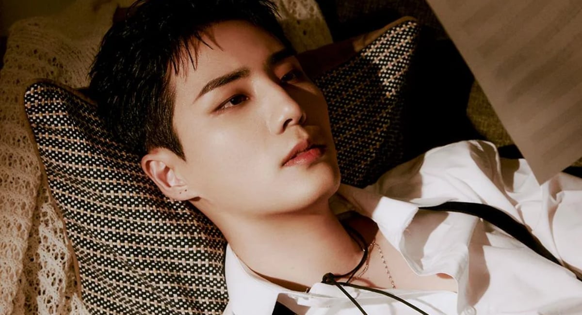 DAY6's Young K is a handsome pianist in new concept photos for his 1st ...