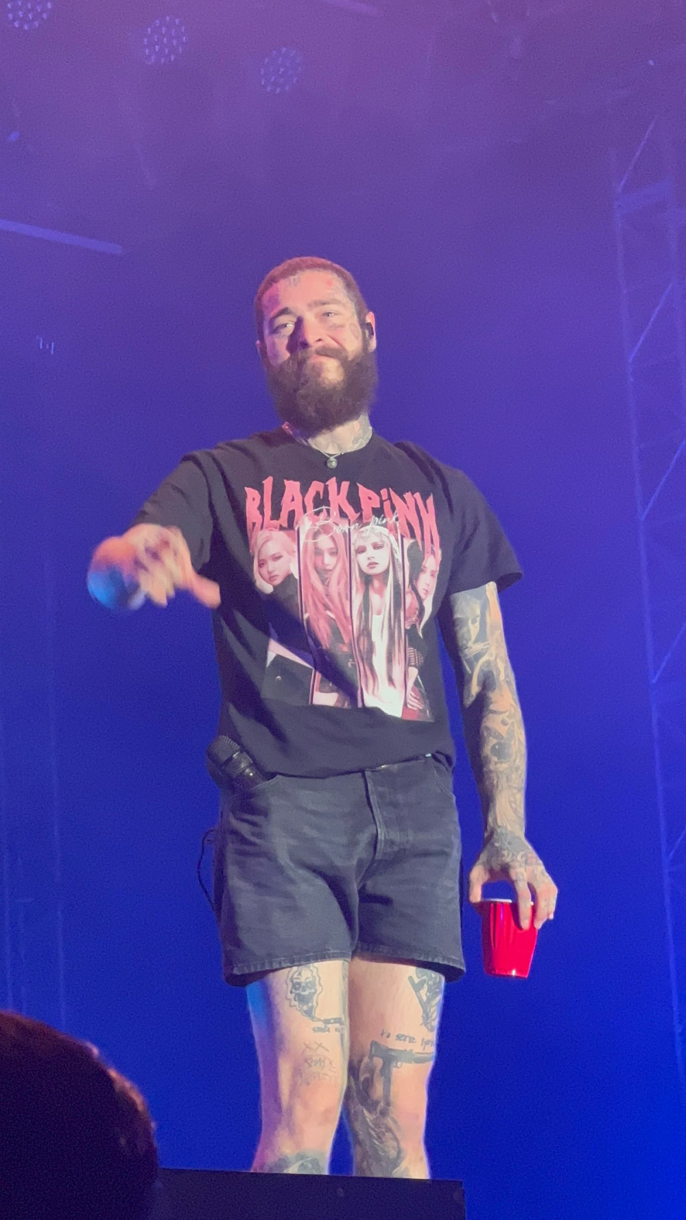 Post Malone performs in Korea wearing the official BLACKPINK merch ...