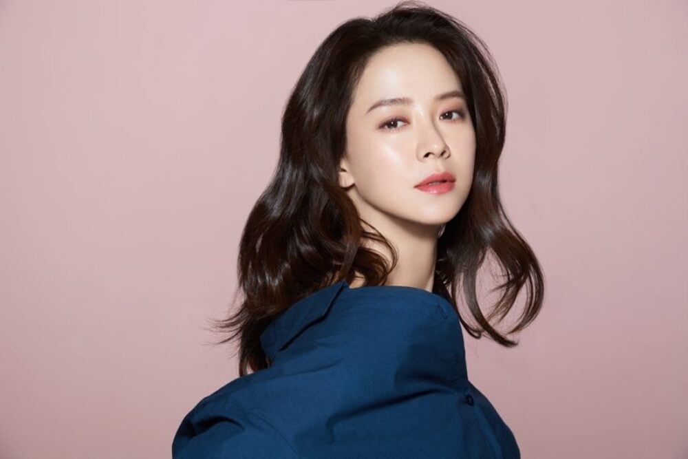 Actress Song Ji Hyo triumphs in lawsuit against former agency, Uzurocks ...