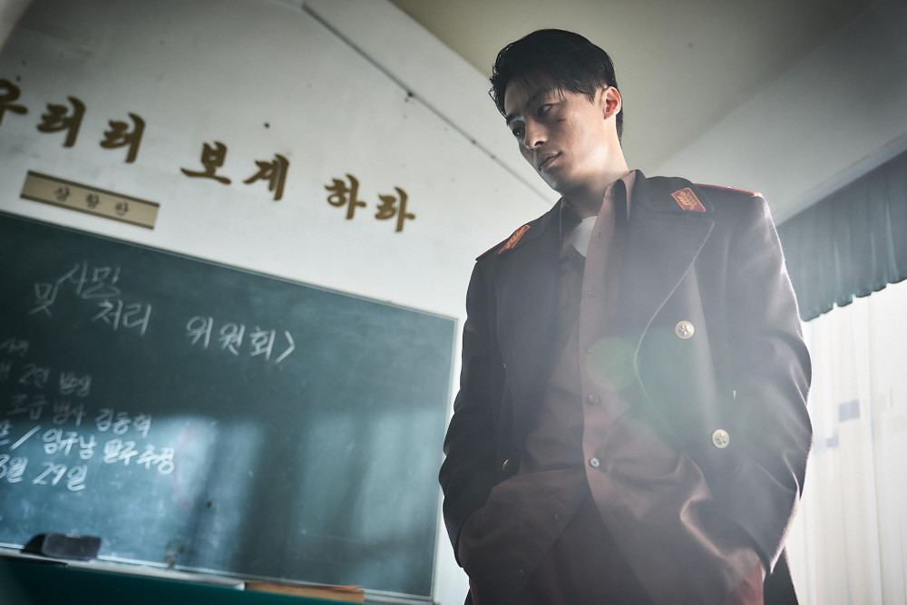 Anticipated film 'Escape' starring Lee Je Hoon and Koo Kyo Hwan to