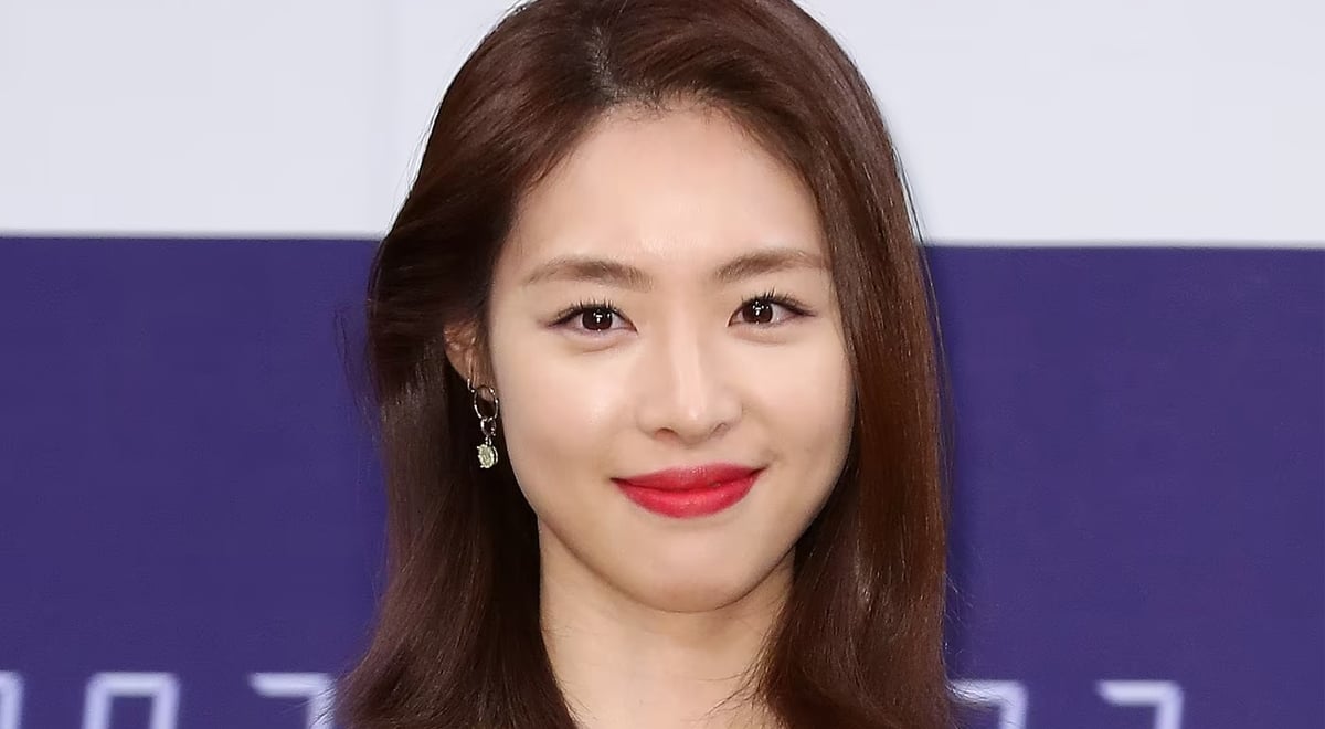 Aktris Lee Yeon Hee melahirkan bayi perempuan yang sehat - terkenal.co.id