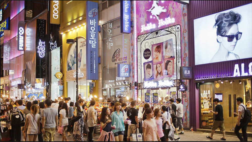 Discover the Best Places to Shop for Trendy Fall Fashion in South Korea