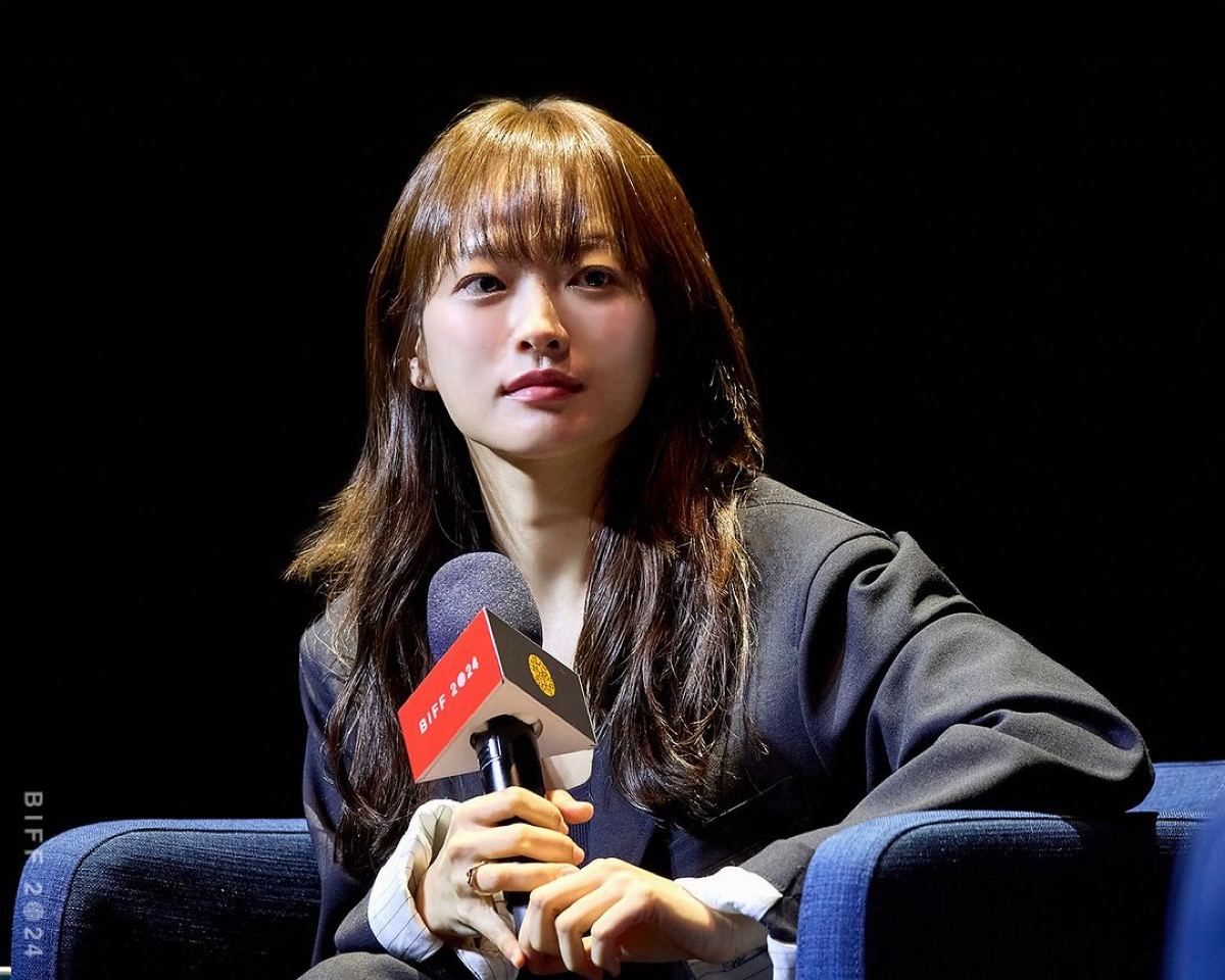 Chun Woo Hee reflects on her 20-year acting career at BIFF’s ‘Actor’s ...