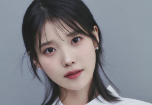 IU