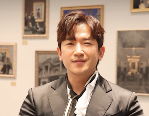 Shinhwa, Minwoo (M)