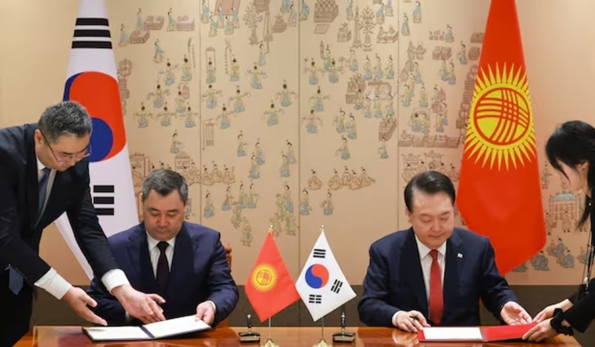 Kyrgyzstan Surprised by Martial Law in Korea: Global Criticism Grows