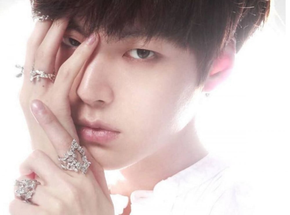 Ahn Jae Hyun, five years after divorce, becomes a businessman “The moment of gifting a loved one brings happiness”